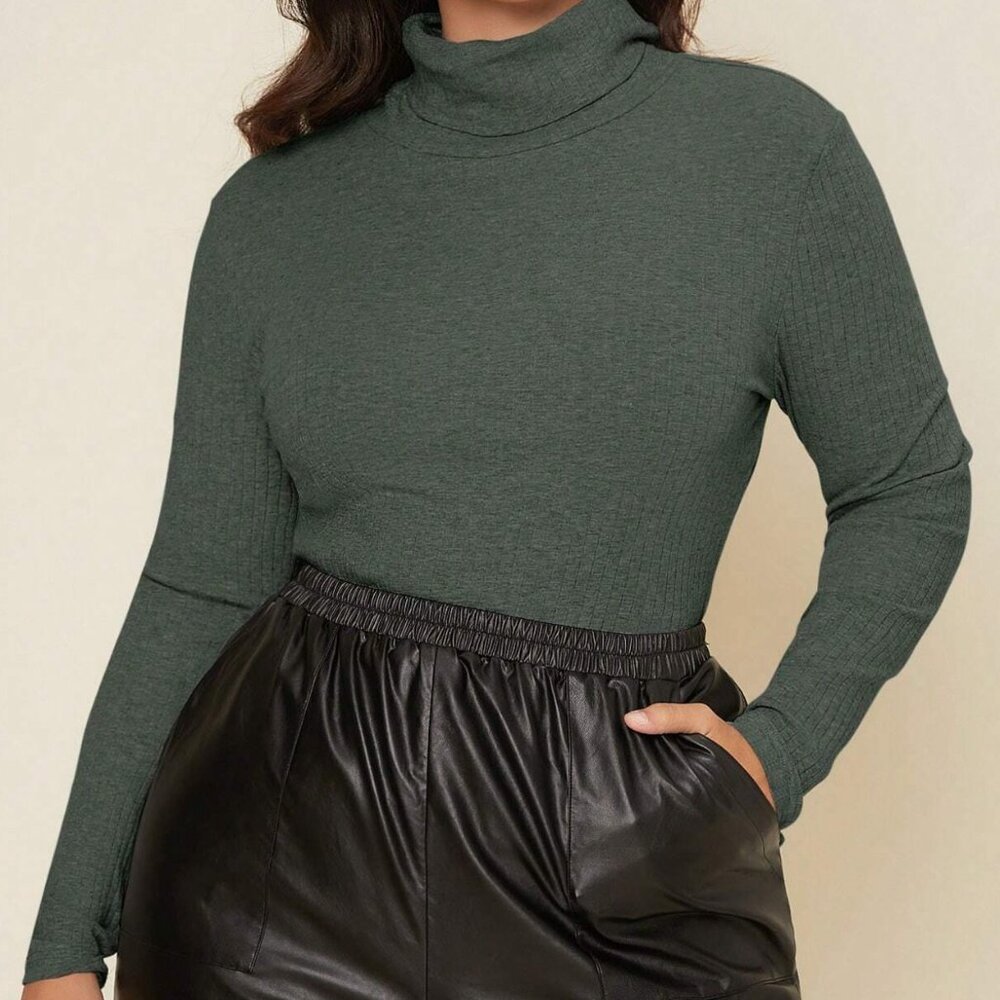 Plus Solid Turtleneck Tee Dark Gray 1XL